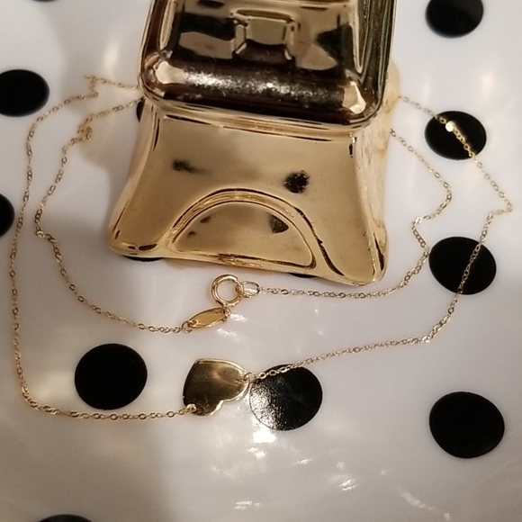 14K Gold Small Heart Pendant Necklace - Picture 3 of 5